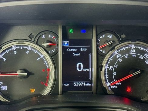 Used 2022 Toyota 4Runner Limited image 21