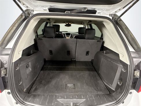 Used 2017 Chevrolet Equinox LT w/ Sport Edition image 16