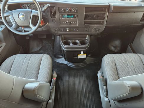 New 2025 Chevrolet Express 3500 w/ Power Convenience Package image 26