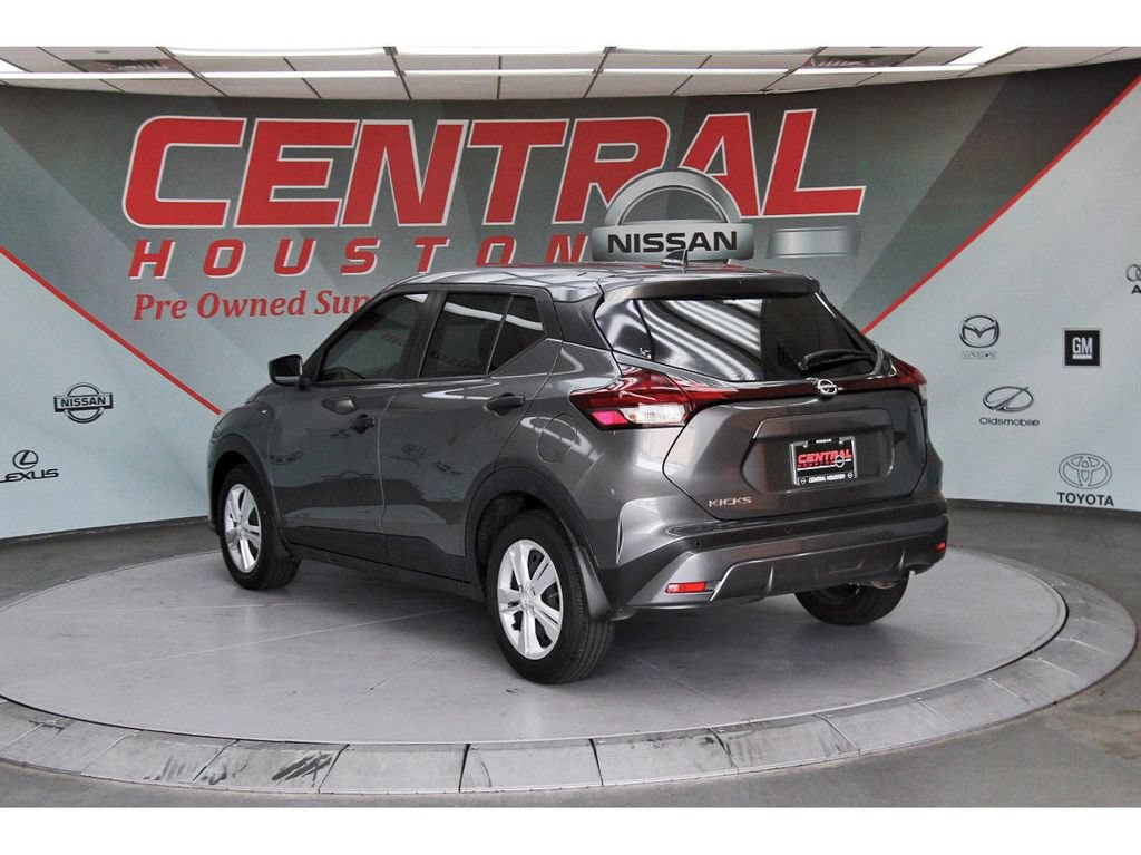 Certified 2025 Nissan Kicks Play S FWD image 4