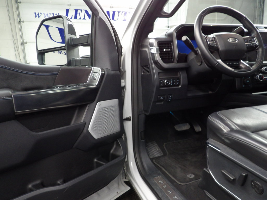 Used 2026 Ford F250 Platinum AWD/4WD image 48