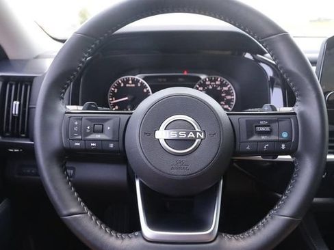 Certified 2025 Nissan Pathfinder SL AWD/4WD image 12