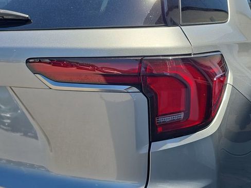 New 2026 GMC Terrain AT4 w/ Technology Package II AWD/4WD image 8