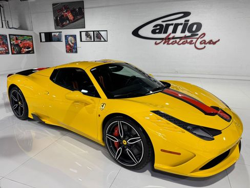 Used 2015 Ferrari 458 Speciale A image 17