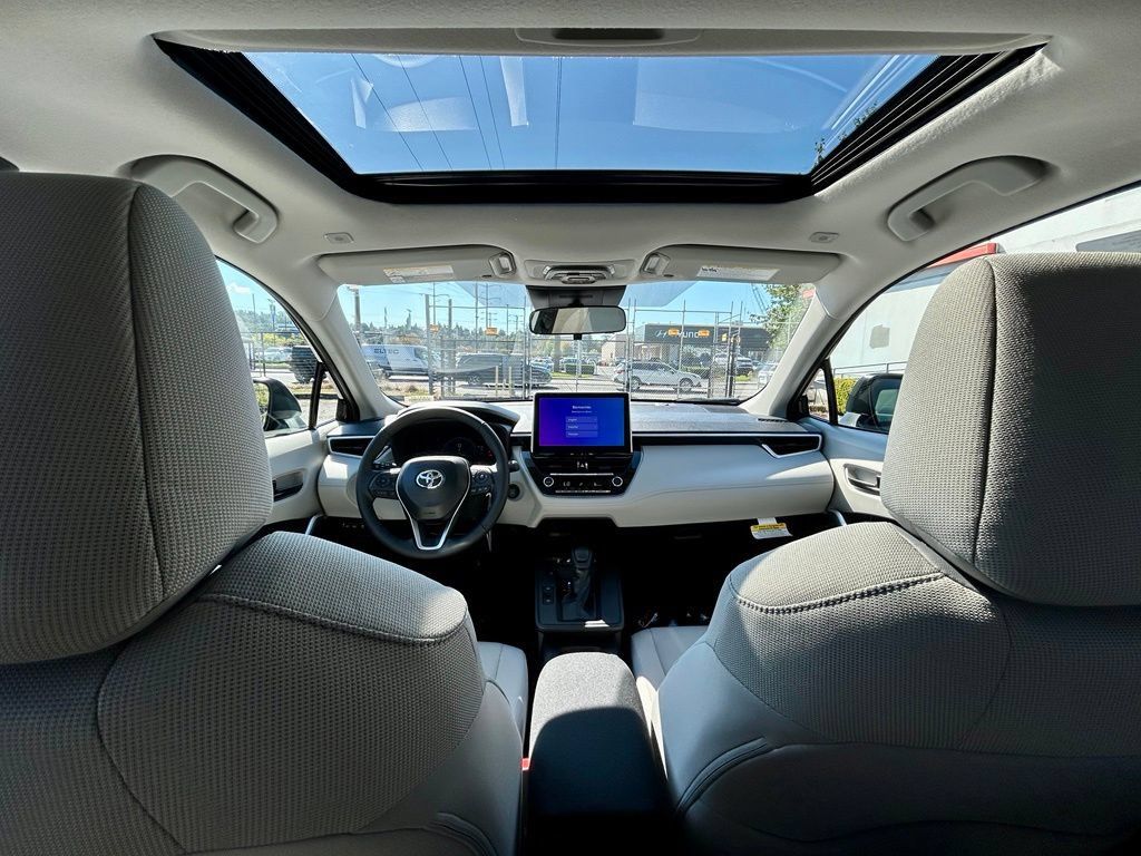 New 2026 Toyota Corolla Cross LE w/ Moonroof Package AWD/4WD image 19