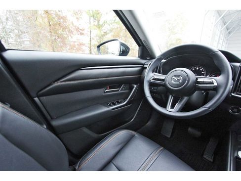 Certified 2025 MAZDA CX-50 AWD 2.5 S w/ Premium Plus Pkg image 6