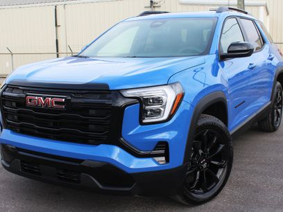 New 2025 GMC Terrain Elevation w/ Elevation Premium Package