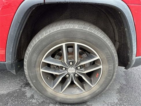 Used 2017 Jeep Grand Cherokee Trailhawk w/ Trailhawk Luxury Group image 5