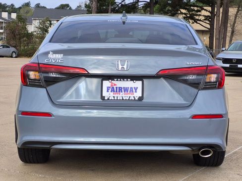 Used 2024 Honda Civic Sport image 5