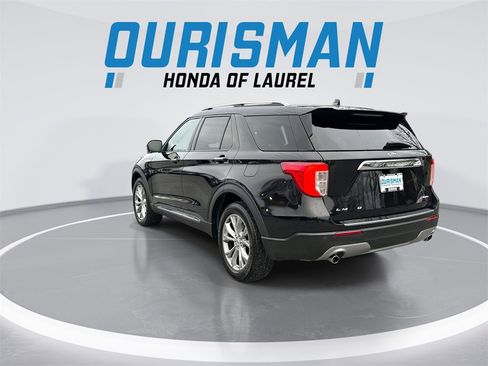 Used 2023 Ford Explorer Limited w/ Equipment Group 301A image 6