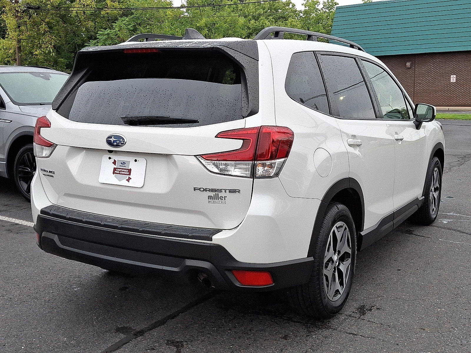 Certified 2024 Subaru Forester Premium AWD/4WD image 6