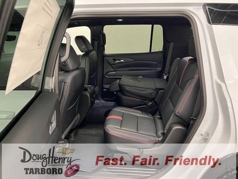 New 2026 Chevrolet Traverse RS w/ LPO, Floor Liner Package FWD image 35