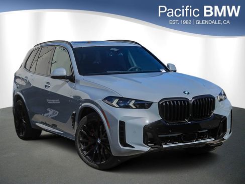 Used 2026 BMW X5 sDrive40i w/ M Sport Package RWD image 1