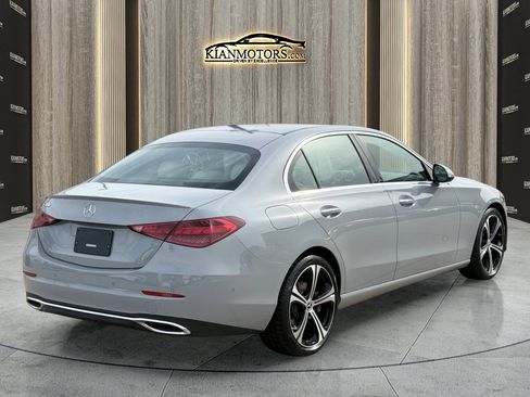 Used 2025 Mercedes-Benz C 300 Sedan image 7