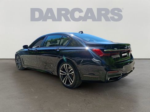 Used 2020 BMW 750i xDrive w/ M Sport Package AWD/4WD image 4