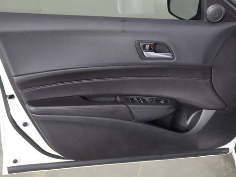 Used 2019 Acura ILX FWD image 18