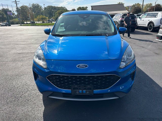 Used 2021 Ford Escape SE w/ Cold Weather Package FWD image 2