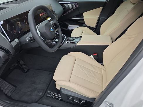 New 2026 BMW X3 xDrive30 w/ Premium Package image 8