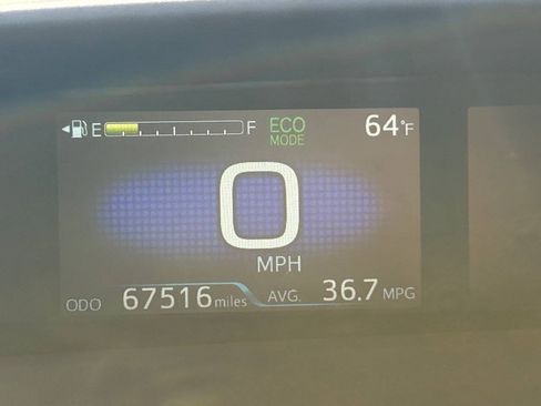 Used 2022 Toyota Prius LE FWD image 12