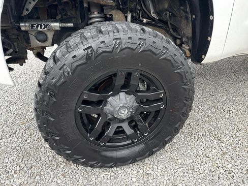 Used 2013 Toyota Tundra 4x4 CrewMax image 7