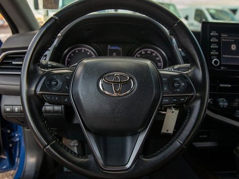 Used 2023 Toyota Camry SE image 17