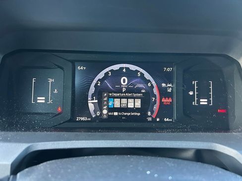 Used 2024 Toyota Tacoma SR image 21