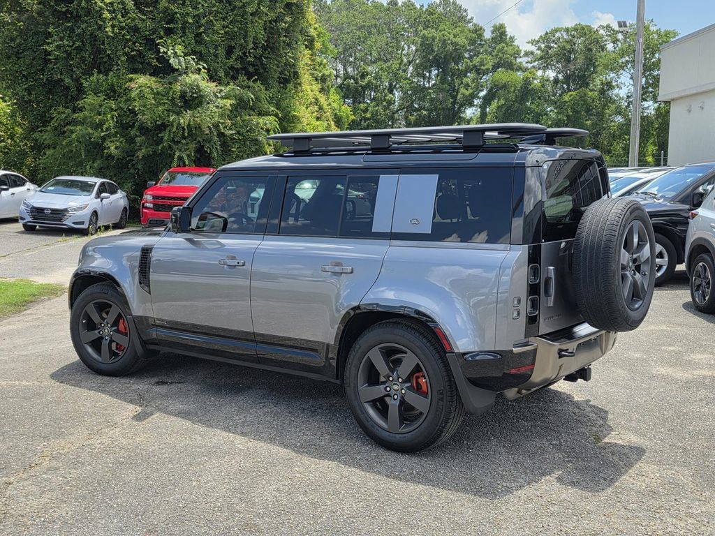 Used 2020 Land Rover Defender 110 X AWD/4WD image 5