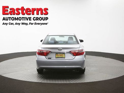 Used 2017 Toyota Camry LE FWD image 35
