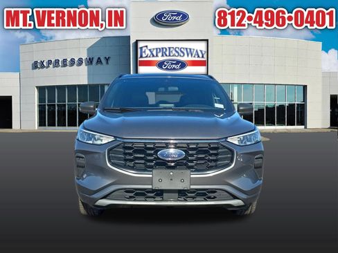 Used 2024 Ford Escape ST-Line AWD/4WD image 4