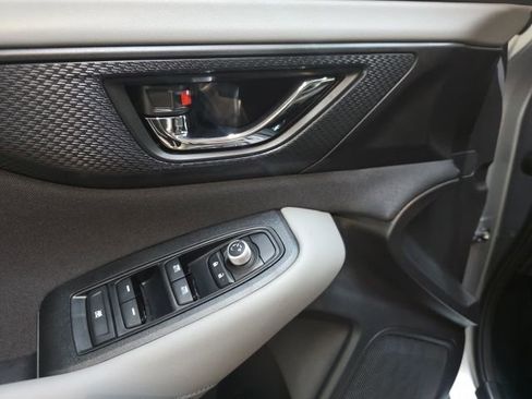Certified 2025 Subaru Outback Premium image 12