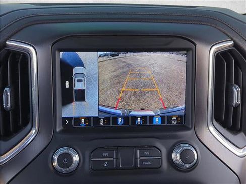 Used 2020 GMC Sierra 1500 AT4 w/ AT4 Premium Package image 9