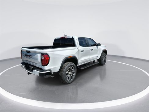 New 2026 GMC Canyon Denali image 8