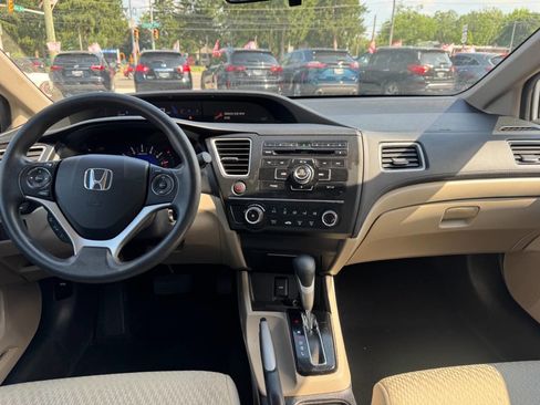 Used 2014 Honda Civic LX image 9
