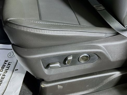 New 2026 GMC Yukon XL Denali w/ Denali Reserve Package image 15