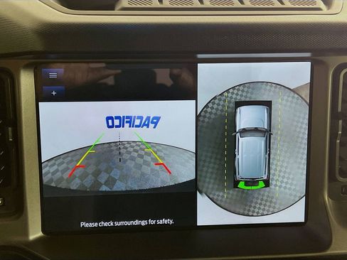 Certified 2022 Ford Bronco Outer Banks w/ Sasquatch Package image 21