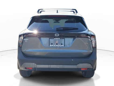 New 2026 Nissan Kicks SV w/ Cold Weather Package FWD image 6