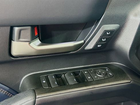 New 2026 Toyota 4Runner 4WD image 15