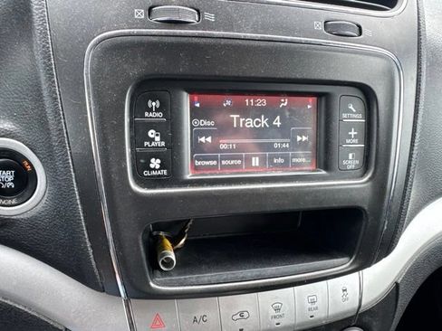Used 2014 Dodge Journey SXT w/ Flexible Seating Group AWD/4WD image 20