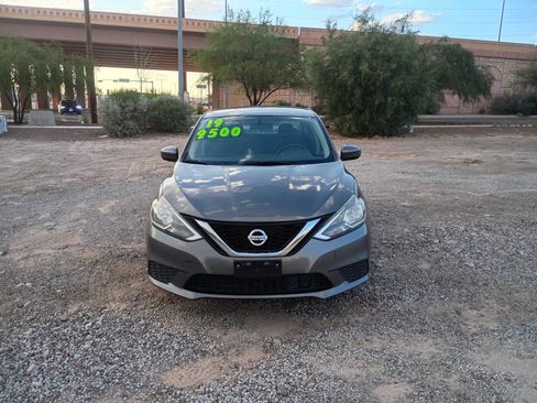 Used 2019 Nissan Sentra SV FWD image 1