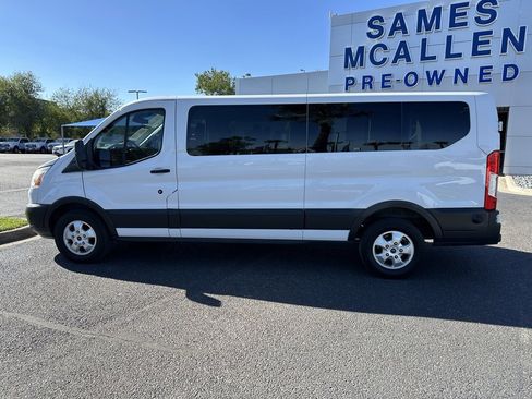 Used 2018 Ford Transit 350 XLT image 3