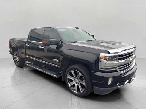 Used 2018 Chevrolet Silverado 1500 High Country image 1