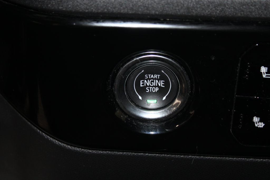 Used 2024 Chevrolet Silverado 1500 LT AWD/4WD image 49