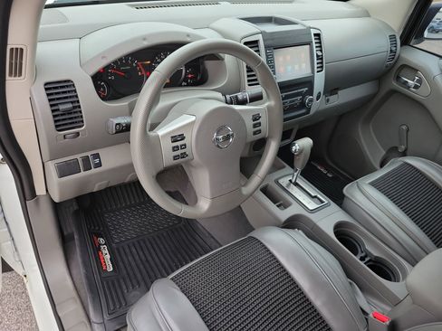 Used 2019 Nissan Frontier S image 8