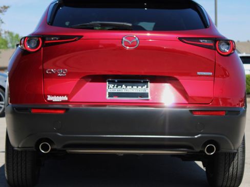 Used 2023 MAZDA CX-30 AWD 2.5 S w/ Premium Package image 17