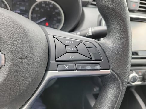 Used 2020 Nissan Versa S FWD image 19