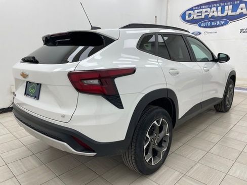 Used 2024 Chevrolet Trax LT w/ Driver Confidence Package image 21