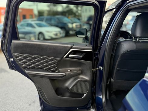 Used 2022 Mitsubishi Outlander SEL image 23