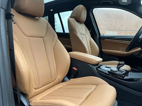 Used 2023 BMW X3 M40i w/ Premium Package image 32