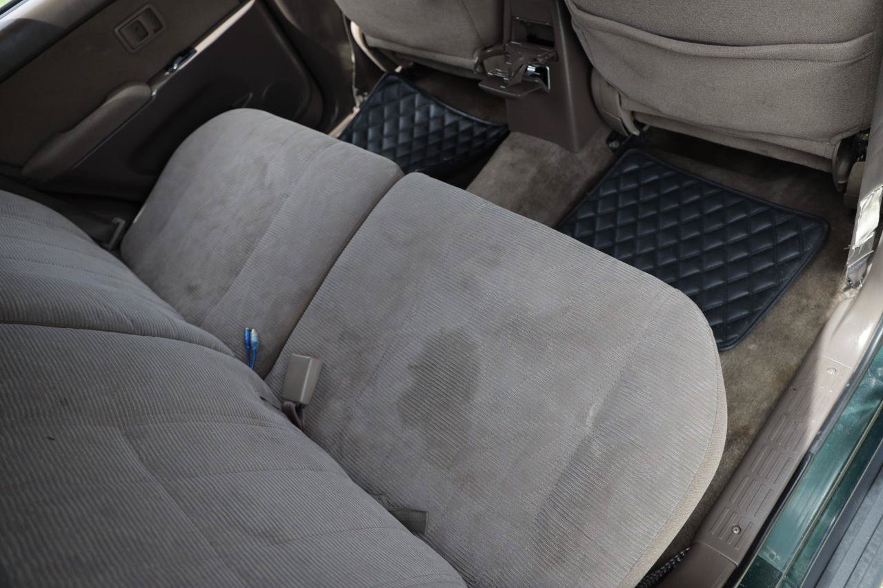 Used 2000 Toyota 4Runner SR5 w/ Upgrade Value Pkg 2 RWD image 12