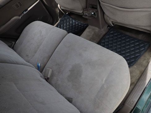 Used 2000 Toyota 4Runner SR5 w/ Upgrade Value Pkg 2 RWD image 12